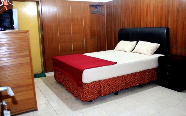 OYO 524 Makuta Hotel
