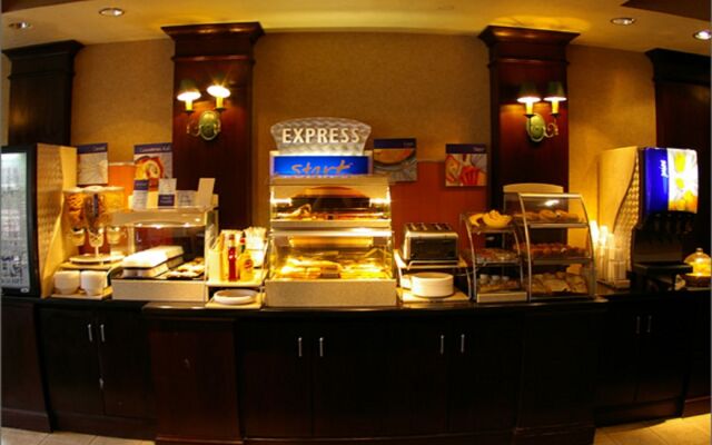 Holiday Inn Express & Suites Ogden by IHG