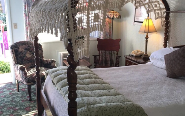American Boutique Inn - Lakeview