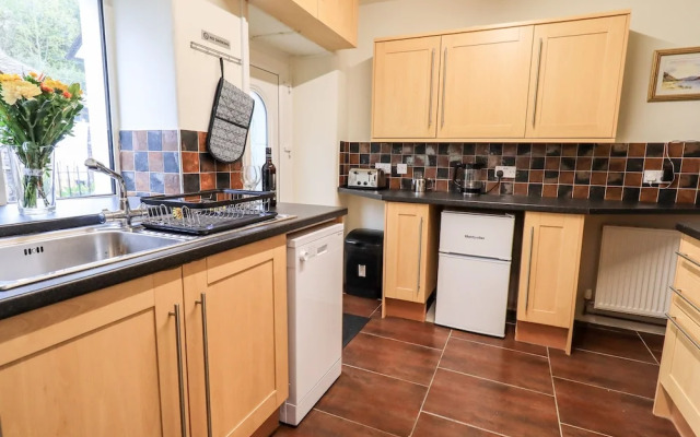 6 Calgarth View