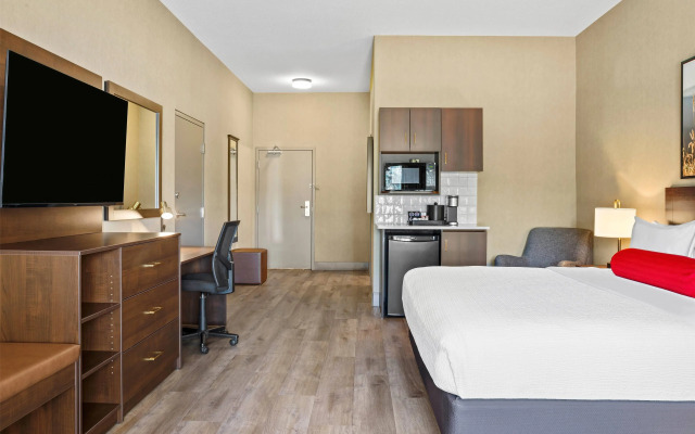 Ramada by Wyndham Drumheller Hotel & Suites
