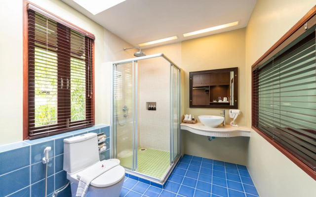 Khaolak Bay Front Resort