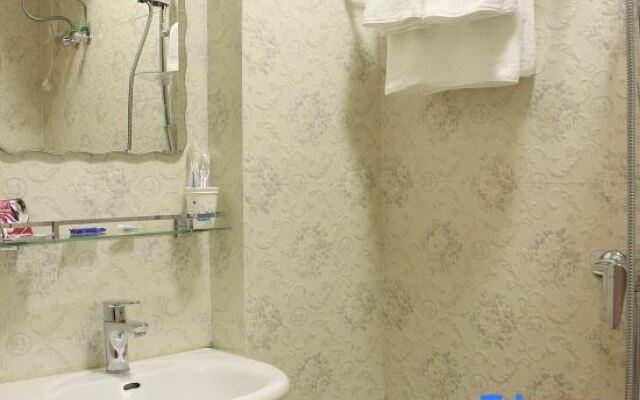 Shenyang Jiayi Theme Hotel