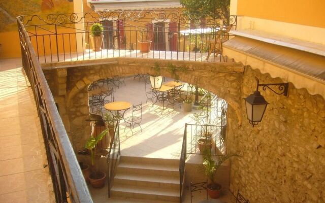 Hôtel L'Oronge