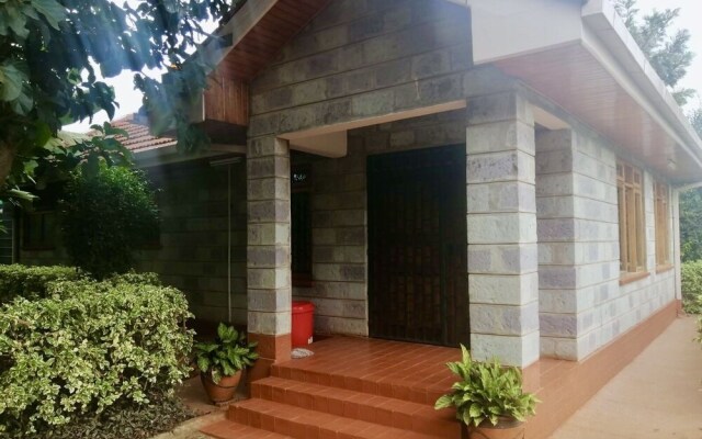 Unique 2 Br Cottage Nairobi Un Bluezone Perimeter