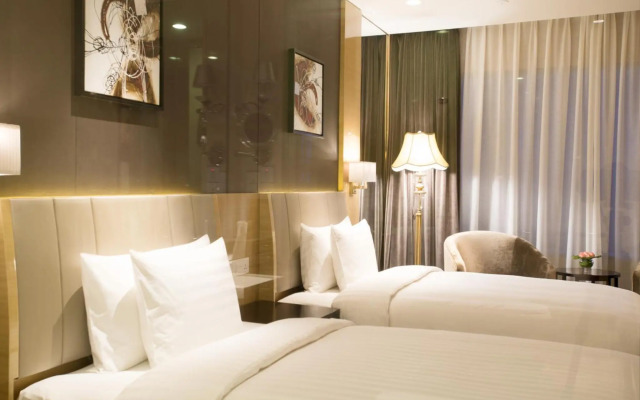 Crowne Plaza Shanghai Noah Square by IHG