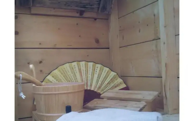 Borgoguerzano77 (Adults Only)