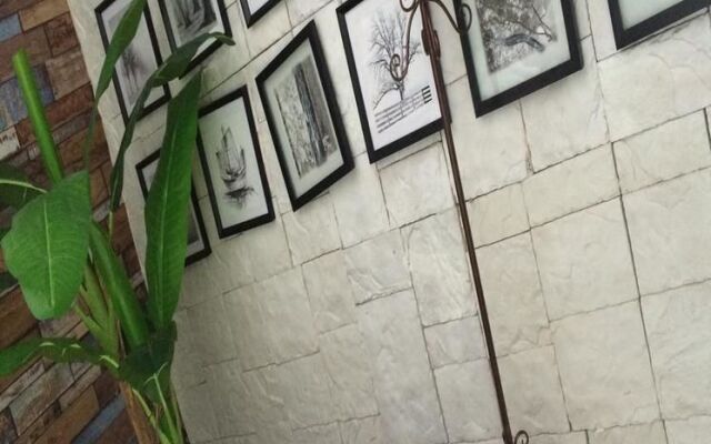 Wuhan U and I Theme Hotel