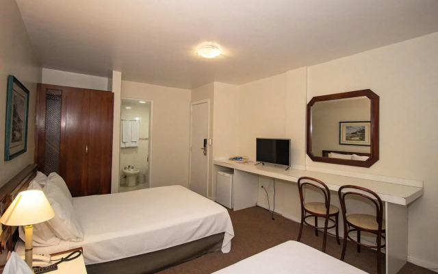 Trevi Hotel & Business