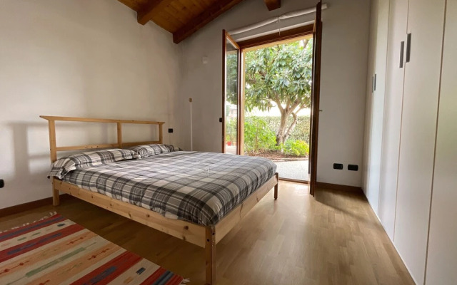 Modern Apartment, Private Garden, 25km From Milan