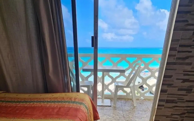 Cancun Plaza Condo Hotel