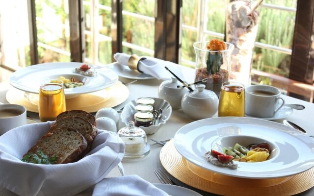 Paradise Cove Country House