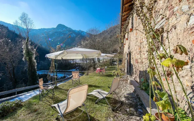 Le Fratte Sport and Relax in Hilly Area