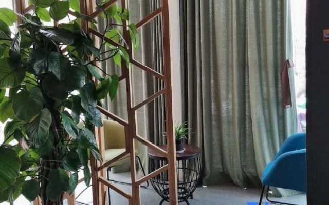 Xihua Baina Boutique Hotel