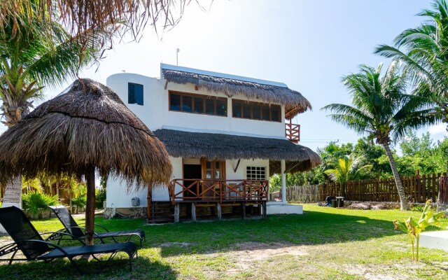 Casa Nino Holbox