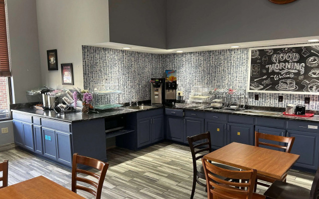 AmericInn by Wyndham Ottumwa