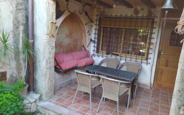 A la Sombra de la Torre