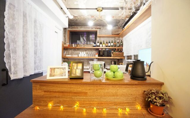 Seoul Cube Ewha - Hostel