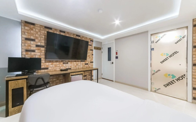 Gimhae Eobang-dong Suite Hotel