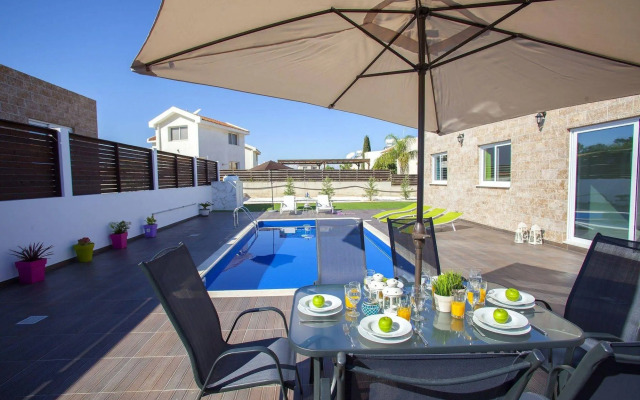 Golden Dream Villa
