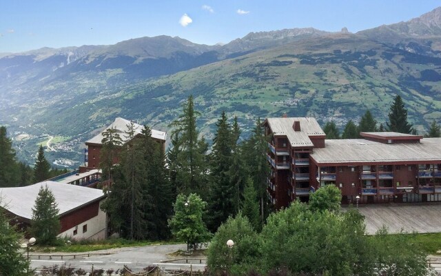 Apartment With 2 Bedrooms in Bourg-saint-maurice, With Wonderful Mount
