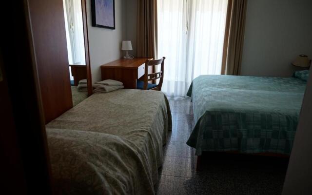 Hotel Flora