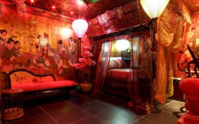 Chez Lee Palace Motel