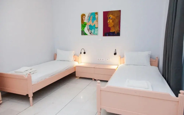 Luxury maisonette in Ilioupoli
