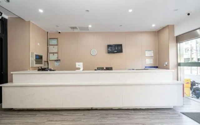 JiTing Inn (Shanghai XinhuaTongJingHospital)