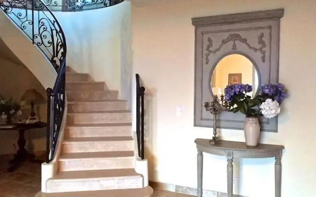 Villa Bougainvillea