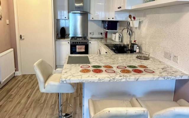 NKN Cosy Maisonette Dartford Station Free Parking — фото 2