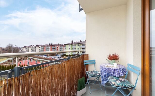 Rainbow Apartment Krakow by Renters