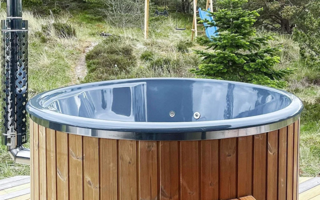 6 Person Holiday Home in Albaek