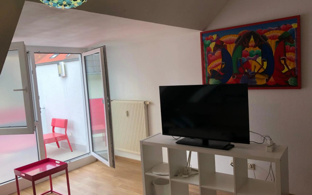 Studio Ochsenfurt mit sonnigem Balkon