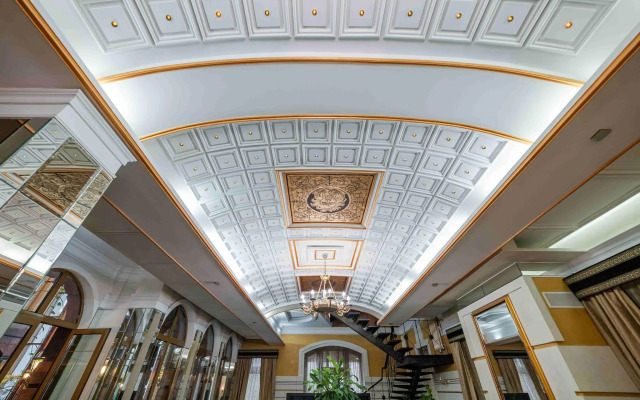 Nikolino Atrium