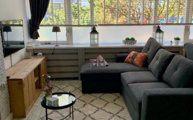 Amsterdam Beach Apartment 2, Private Garden
