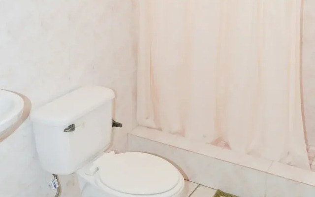 Coastal Express Inn & Suites #1 at 681 Ocean Drive