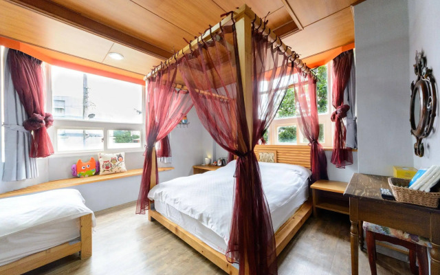 Owl Castle Bed and Breakfast