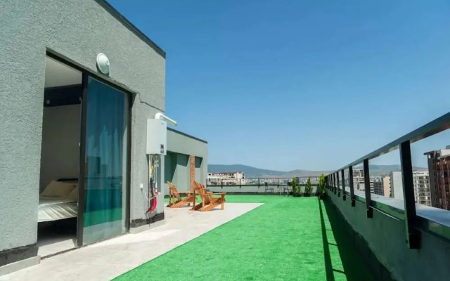 Epic 1Bed unit Huge Balcony area