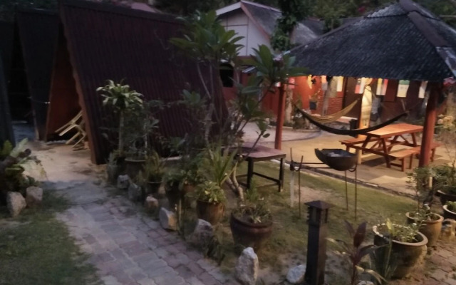 Nazri Nipah Camp