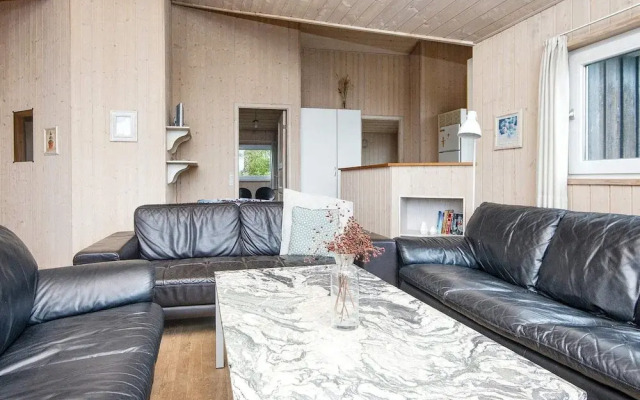 6 Person Holiday Home in Harboore-by Traum