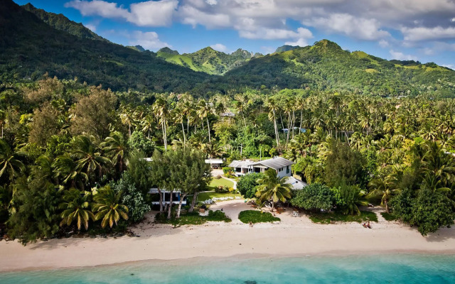 Aroa Beachside Resort