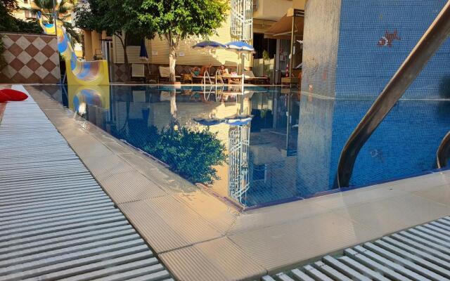 Kleopatra İkiz Otel