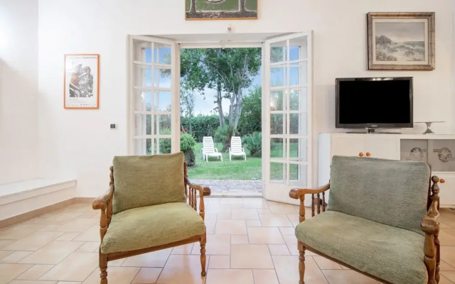 Beautiful Holiday Home in Ardea With Garden