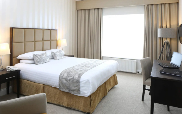 Menlo Park Hotel