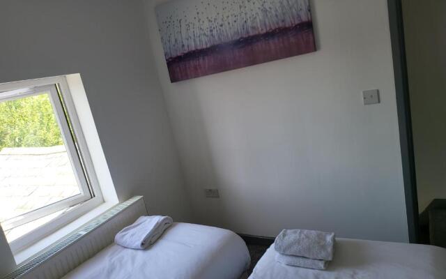 Vetrelax Colchester 3bedroom house