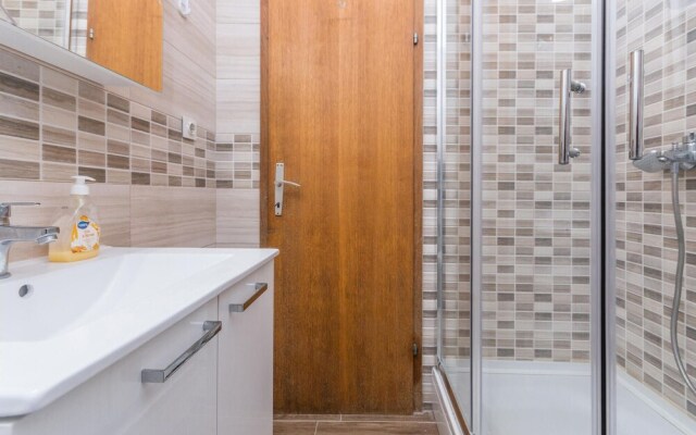 Nice Apartment in Drage With Wifi and 2 Bedrooms