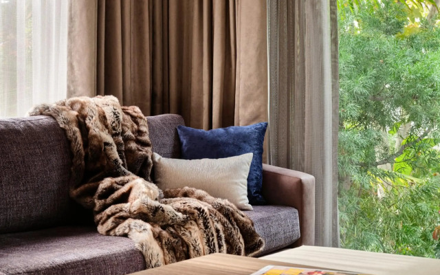 Sunset Marquis