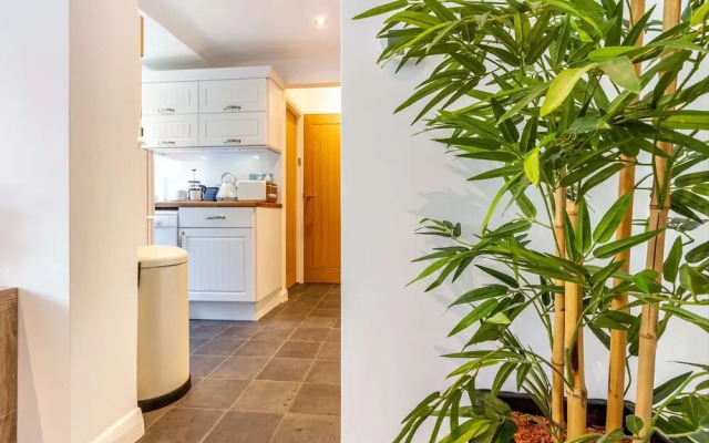 Host Stay Farningham Residence