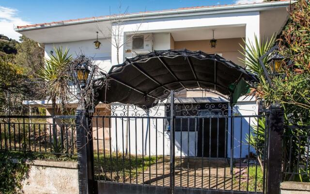 Seaside Holiday Home in Asprovalta With Balcony